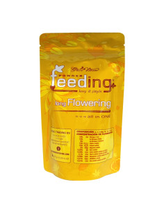 GREEN HOUSE POWDER FEEDING LONG FLOWERING 125 GR.